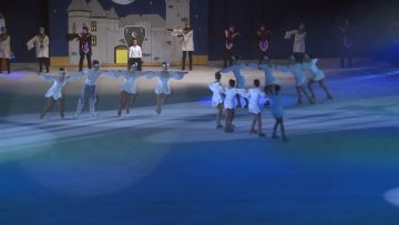 Krefelder Weihnachtsmärchen on Ice 2017